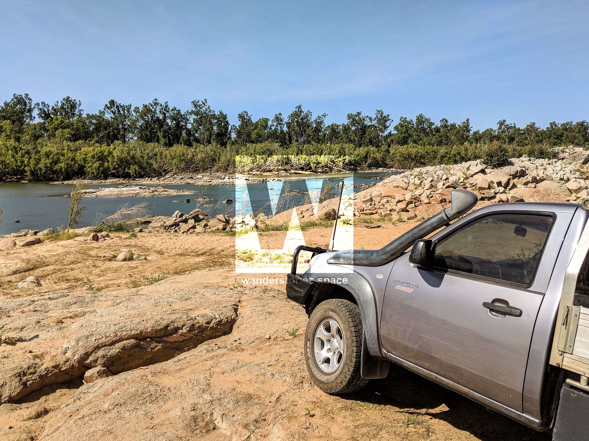 flat rock charters towers 4wd