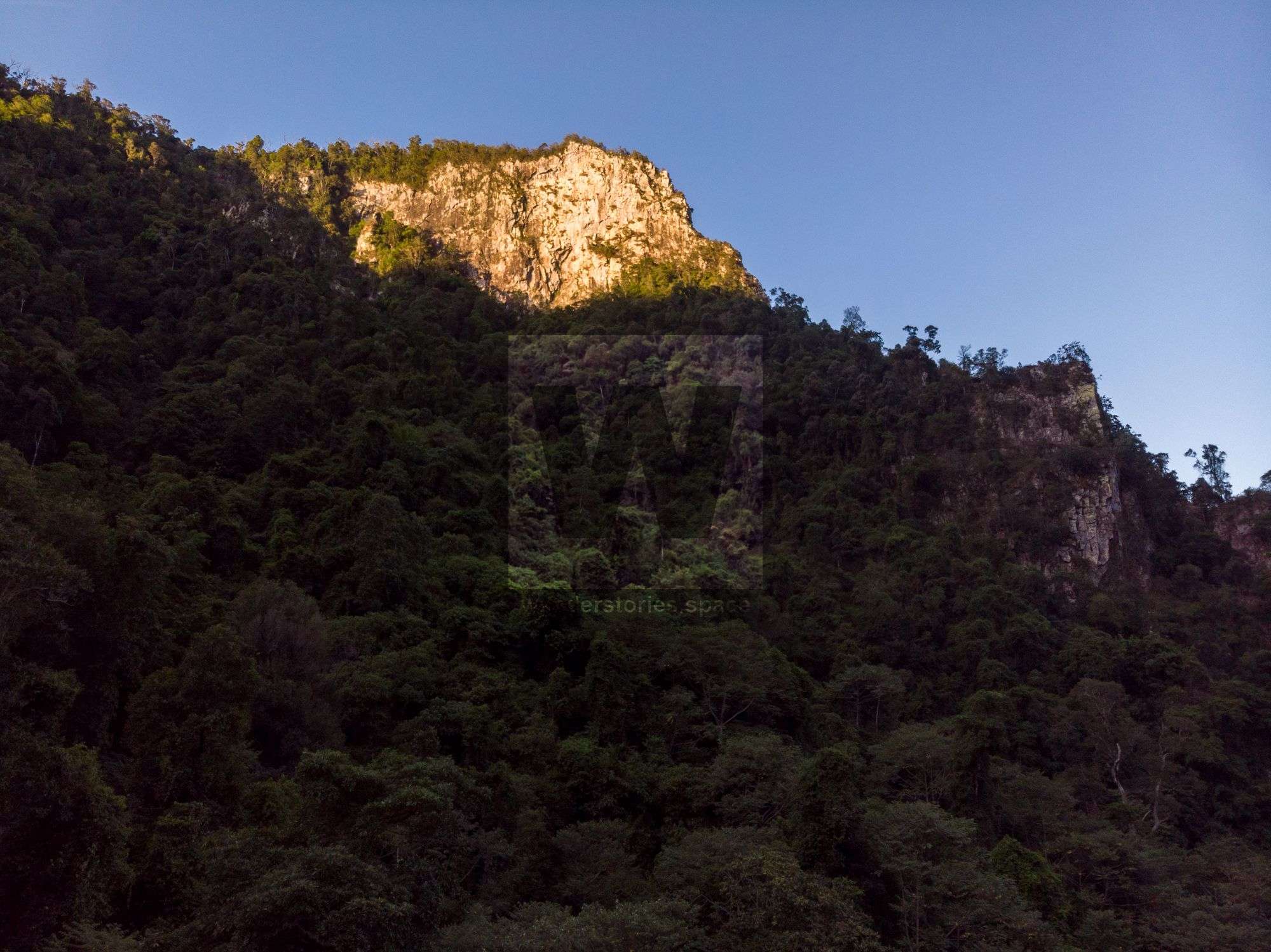 cliff girringun national park