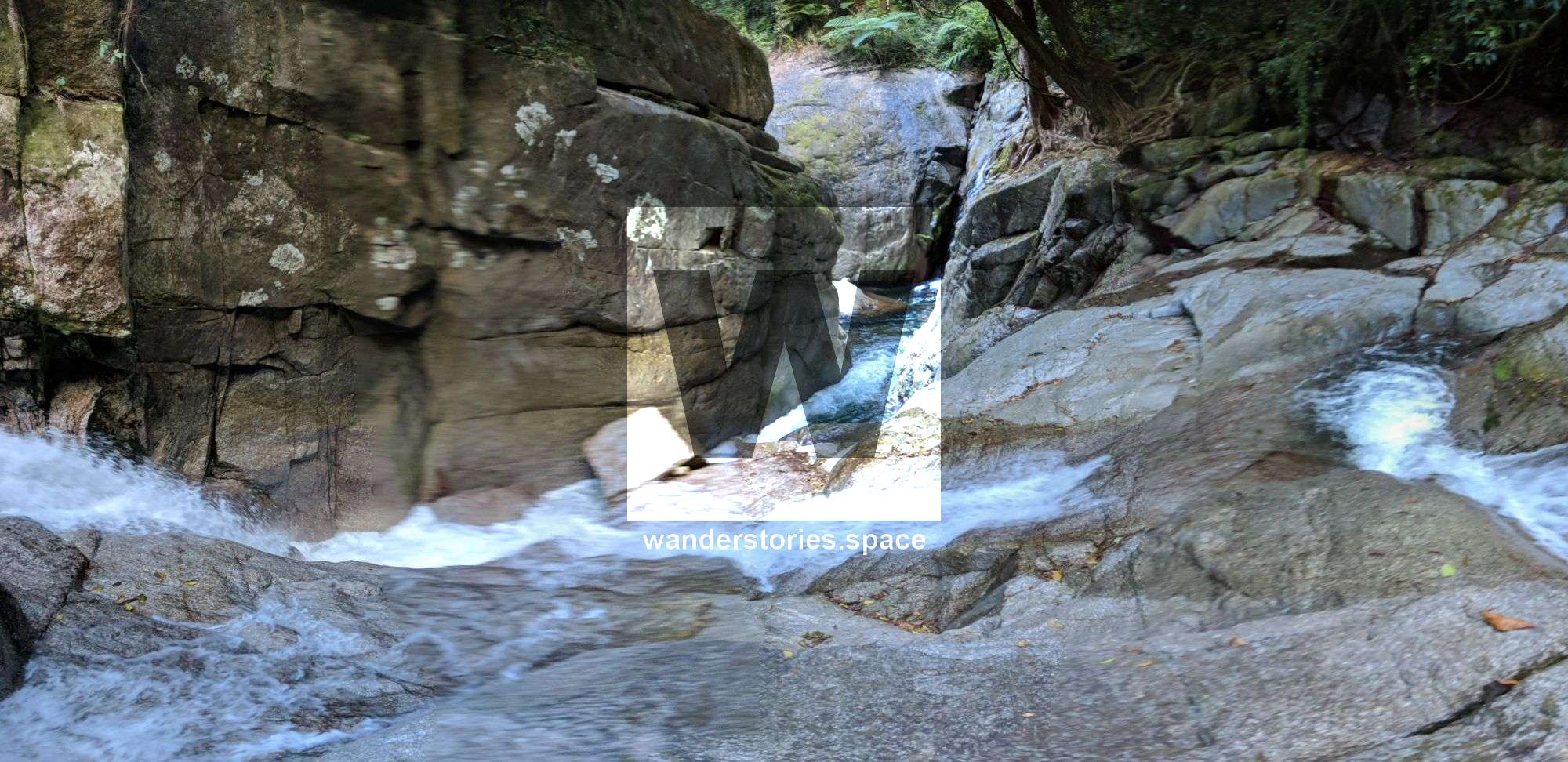 Babinda Creek cascade pano